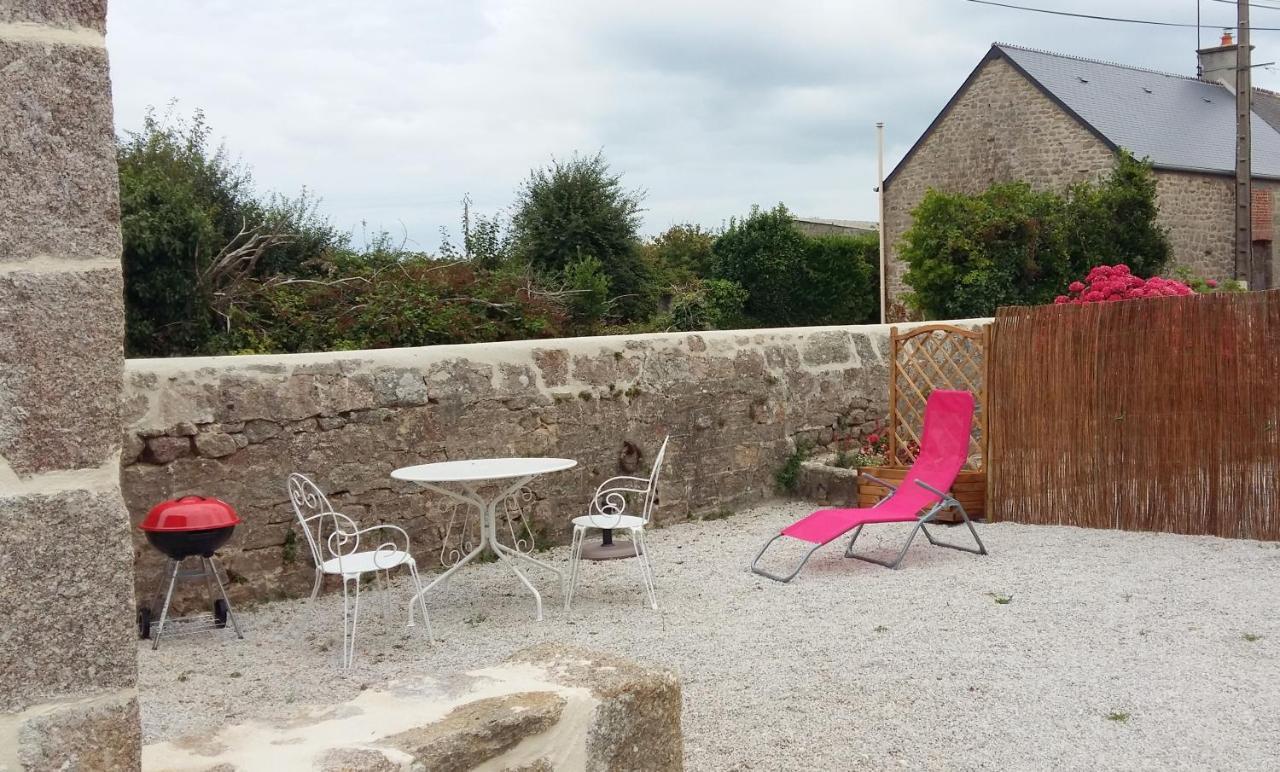 La Boulangerie De Gitesocotentin, Charmant Cocon Pour Deconnecter Montfarville Esterno foto